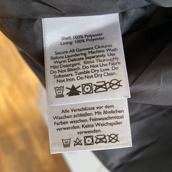 Eddie Bauer Weatheredge Lightweight Hooded Jacket - Picture 14 of 14